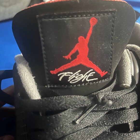 REAL jordan 4 bred (2019) - Picture 5 of 6